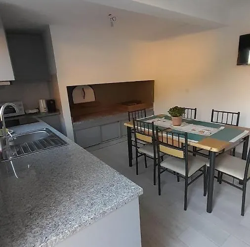 Daire Casa Magic Vieira New Well Located With Services Arco da Calheta (Madeira)